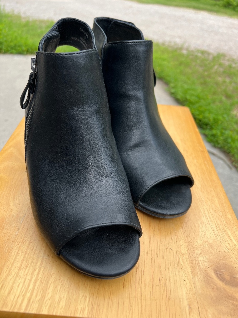 Denver Hayes Leather Open Toe Slingback Sandals